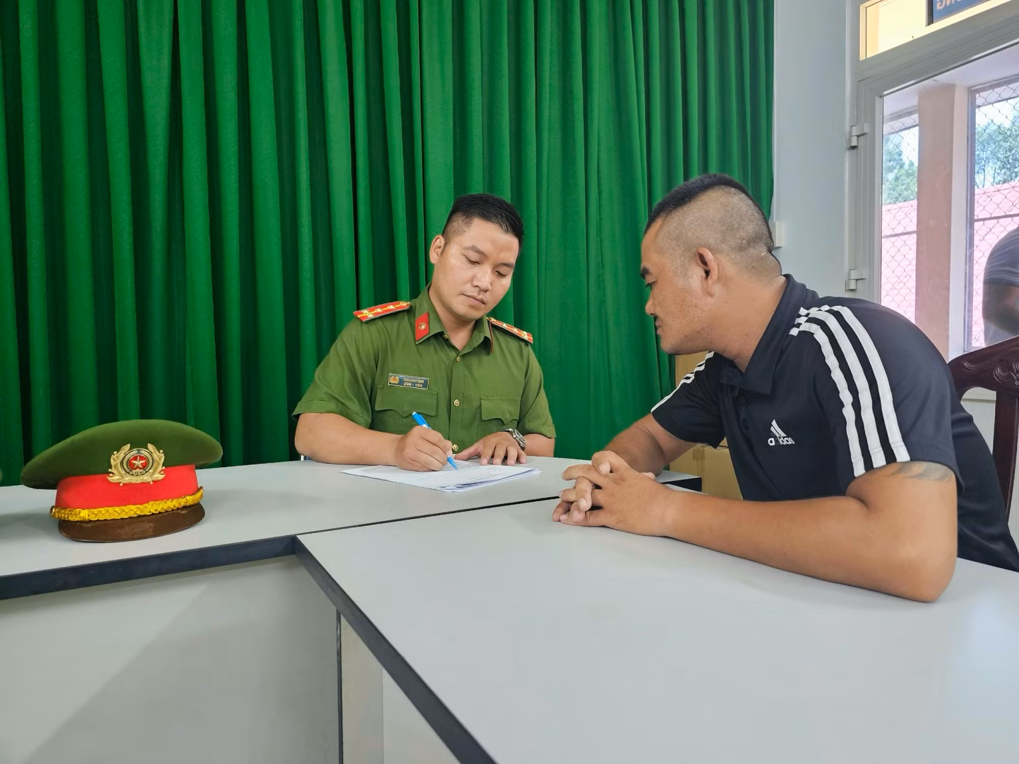 Triệt phá băng nhóm “tín dụng đen” cho vay với lãi suất từ 505% đến 805%/1 năm -0