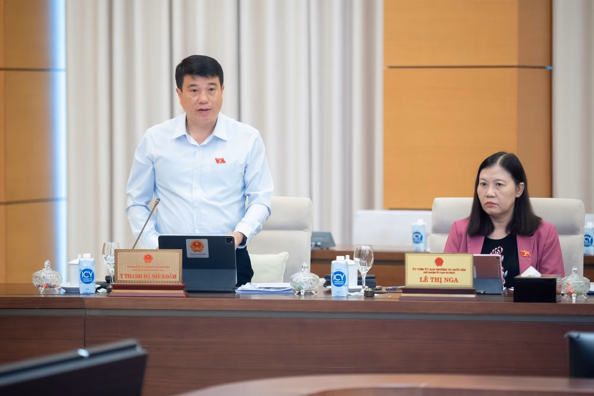 Cải cách tiền lương đi liền với nâng cao chất lượng, trách nhiệm đội ngũ cán bộ -0