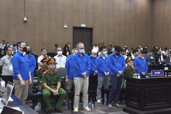 Dàn cựu lãnh đạo VEC khai gì trong vụ án đường cao tốc Đà Nẵng- Quảng Ngãi ? -0
