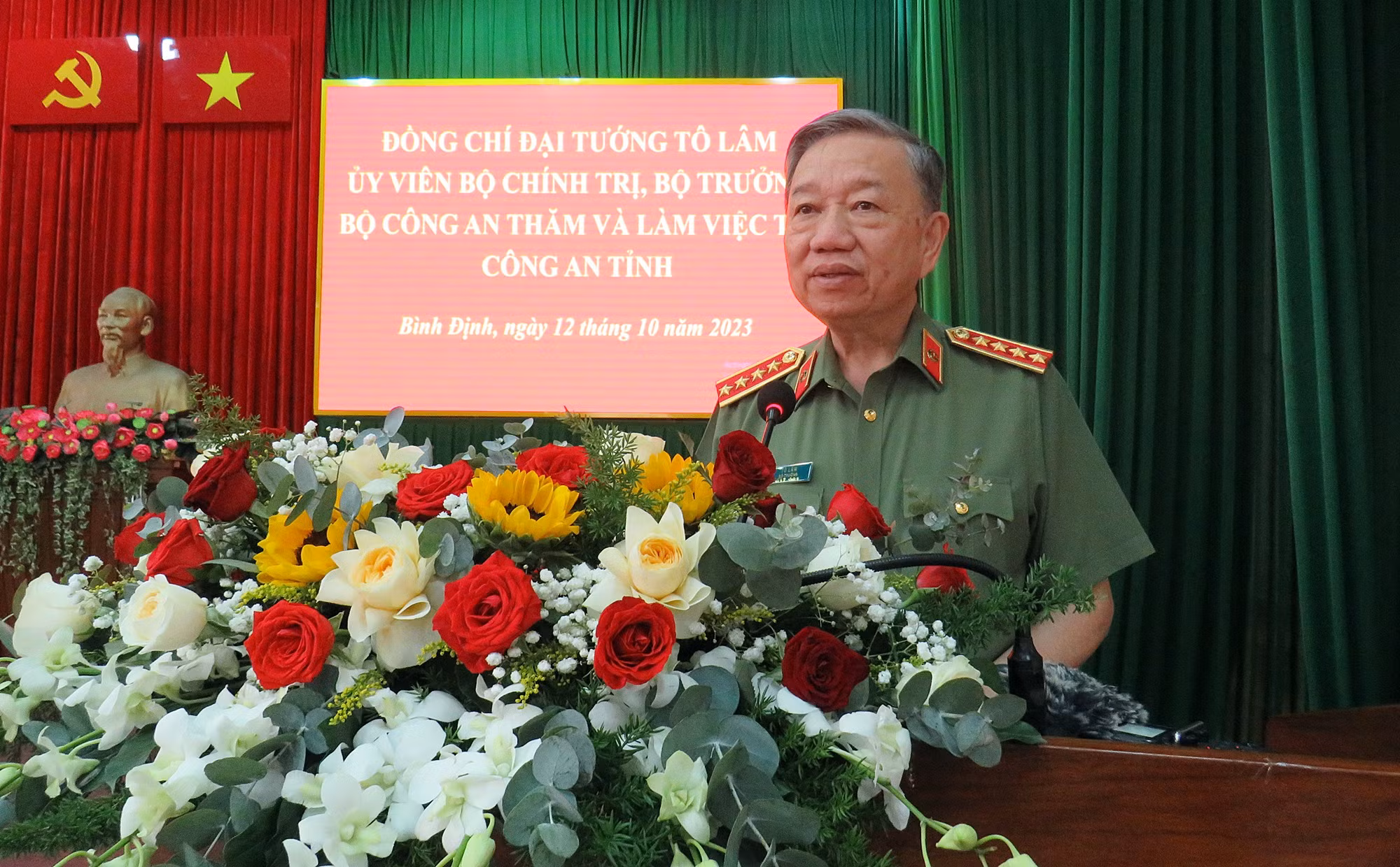 Bộ trưởng Tô Lâm làm việc với Công an tỉnh Bình Định -0
