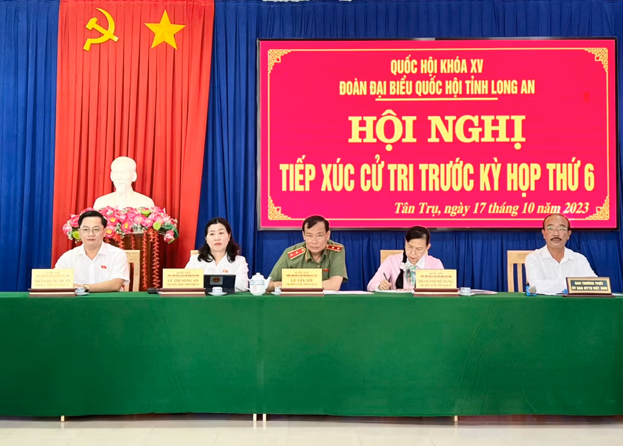 Nhiều kiến nghị của cử tri huyện Tân Trụ gởi gắm Đoàn ĐBQH tỉnh Long An -0