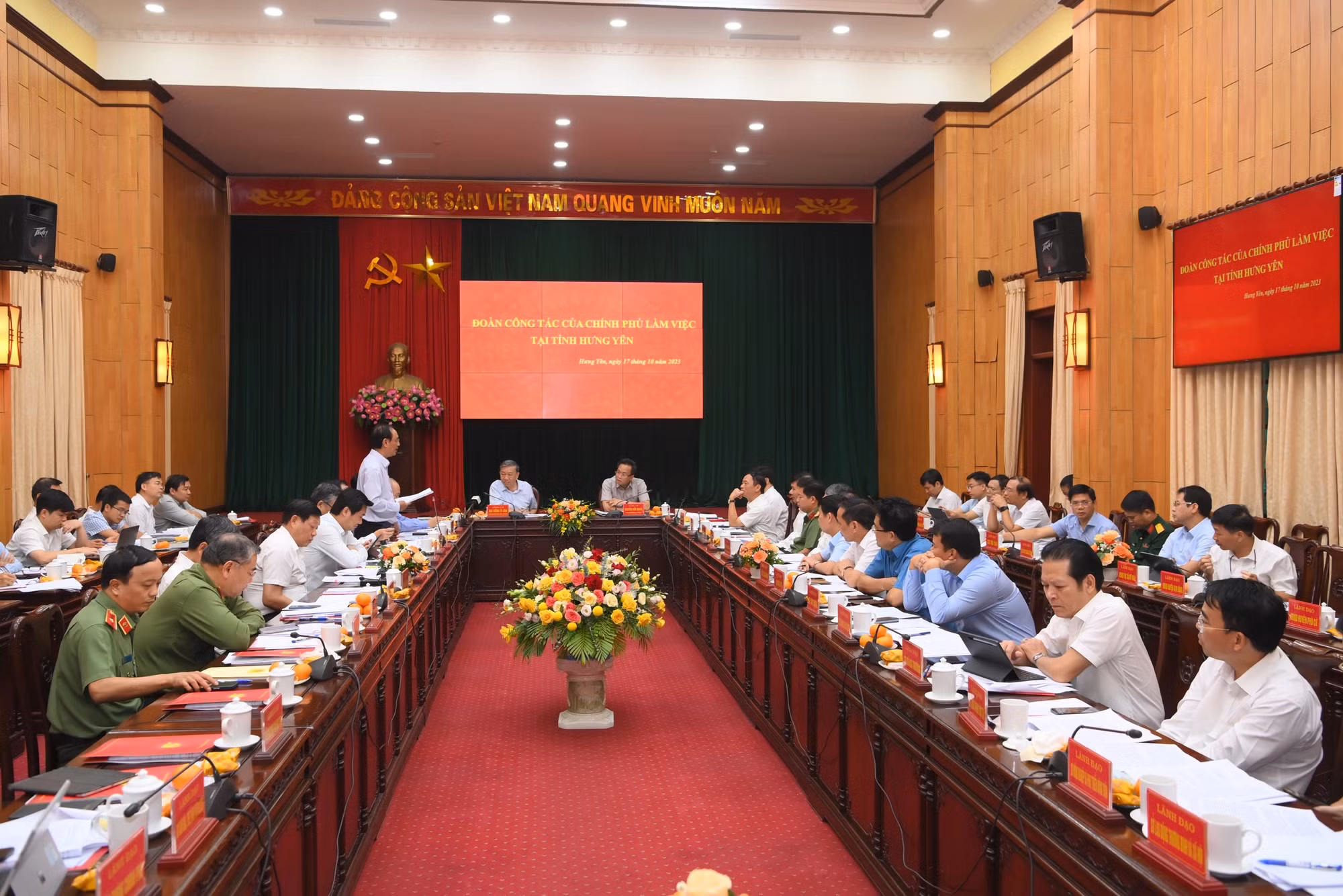 Kịp thời tháo gỡ khó khăn, vướng mắc, phục vụ phát triển kinh tế - xã hội tỉnh Hưng Yên -0