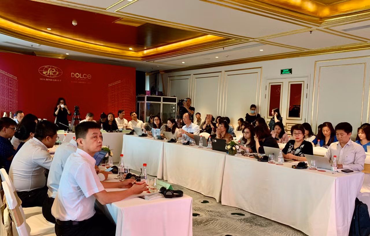 Đề xuất đưa bảo hiểm y tế bổ sung để giảm chi tiền túi cho người bệnh -0
