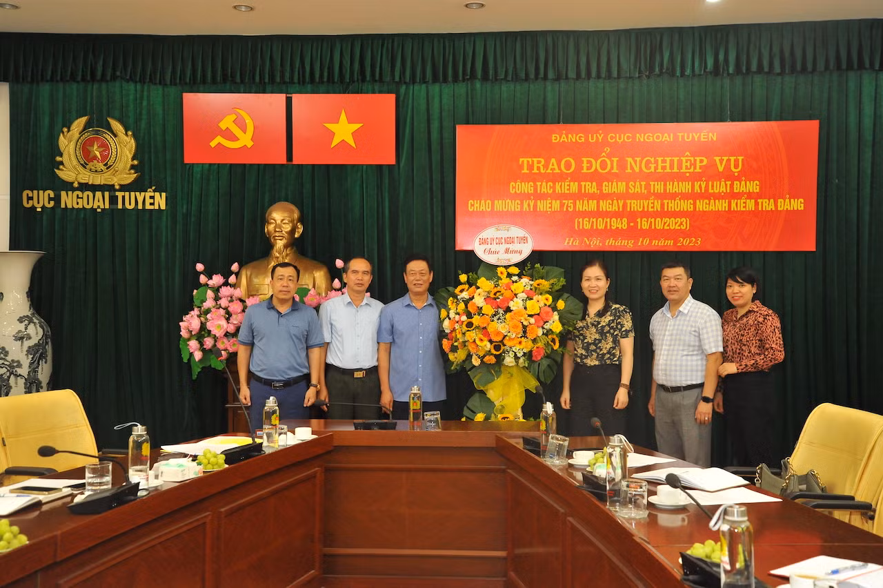 Trao đổi nghiệp vụ công tác kiểm tra, giám sát thi hành kỷ luật đảng trong Đảng bộ Cục Ngoại tuyến -0
