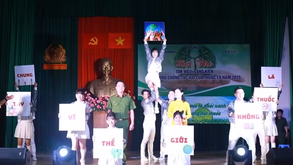Nâng cao nhận thức cho giáo viên, học viên Cảnh sát về phòng, chống tác hại thuốc lá