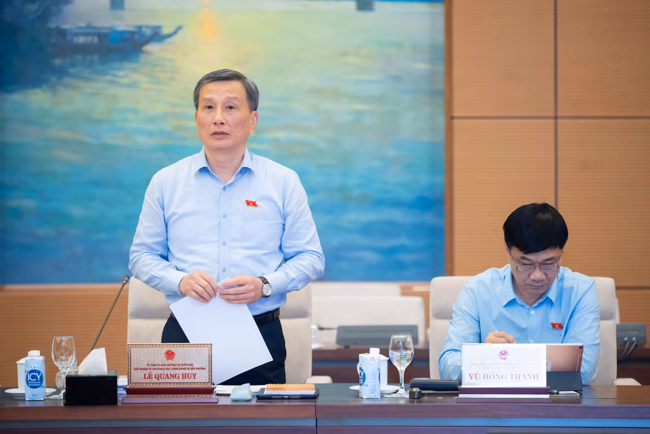 Giám sát về phát triển năng lượng: 