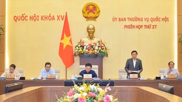 Cải cách tiền lương đi liền với nâng cao chất lượng, trách nhiệm đội ngũ cán bộ