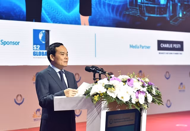 Đẩy mạnh thực hiện chuyển đổi số trong ngành hải quan để xây dựng hải quan Việt Nam hiện đại -0