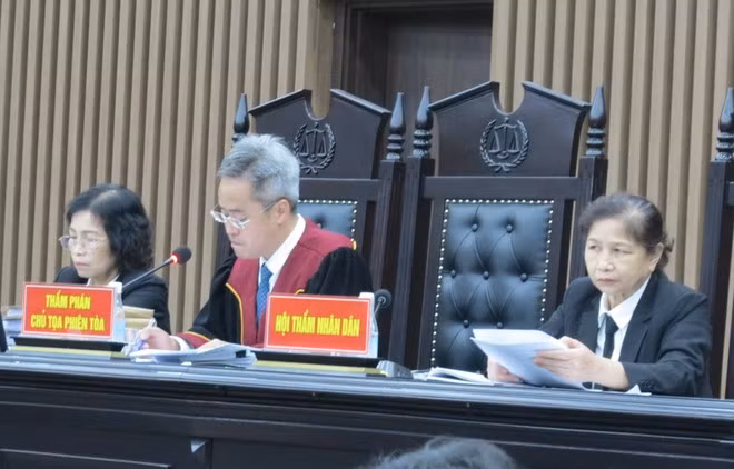 Cựu Chủ tịch VEC tái hầu tòa trong vụ vi phạm quy định về xây dựng gây thiệt hại 460 tỷ đồng -0