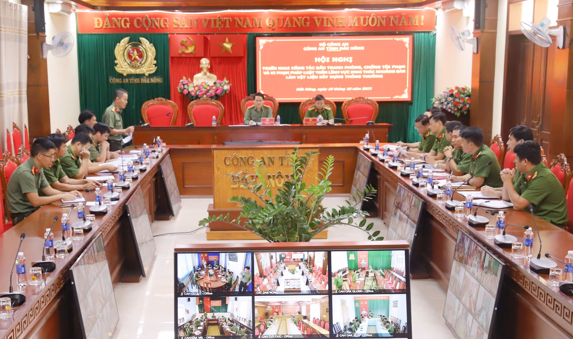 Công an Đắk Nông quyết liệt xử lý vi phạm pháp luật trên lĩnh vực khai thác khoáng sản &nbsp; -0