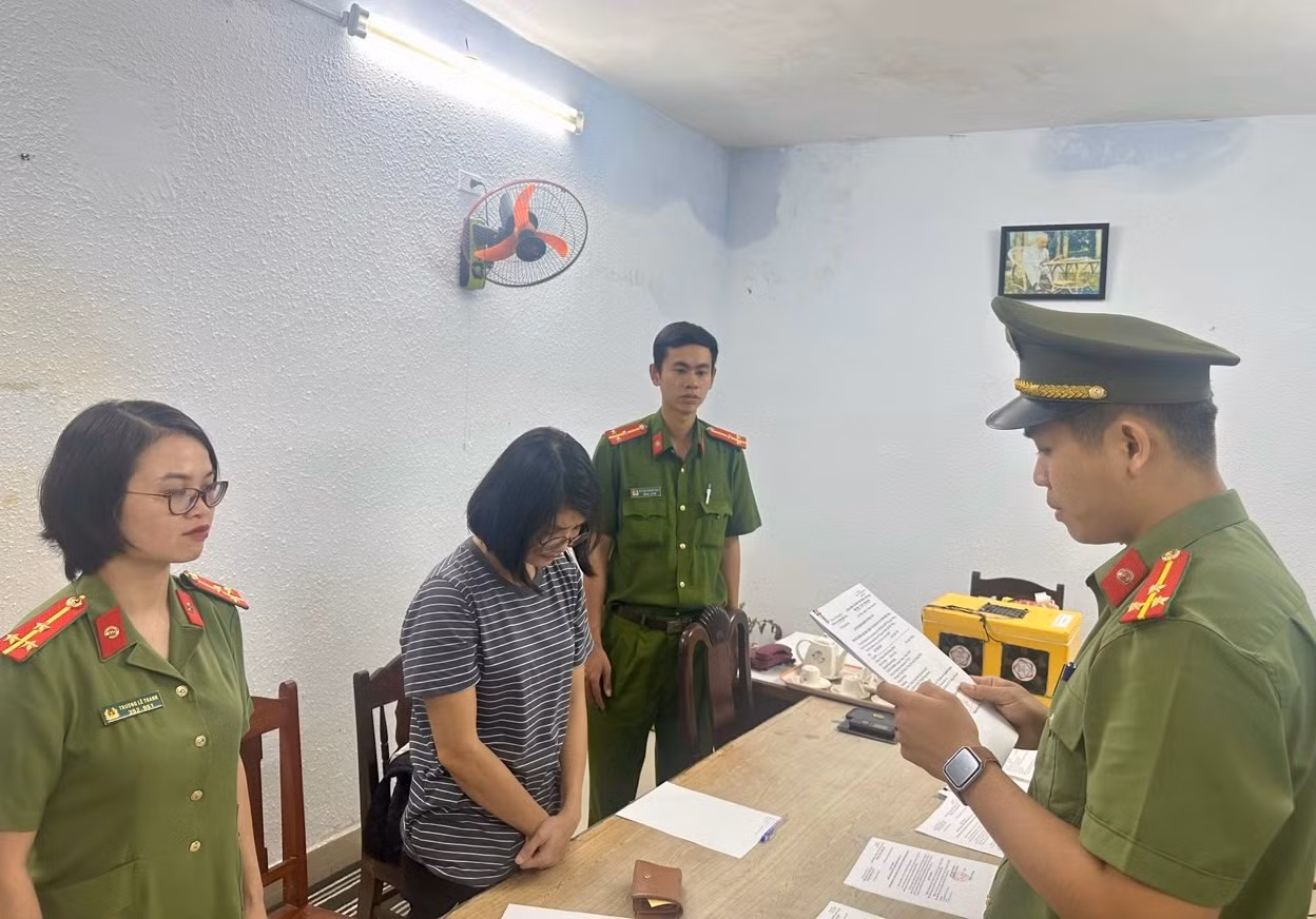 Khởi tố Giám đốc và 8 nhân viên Công ty Starlight -0