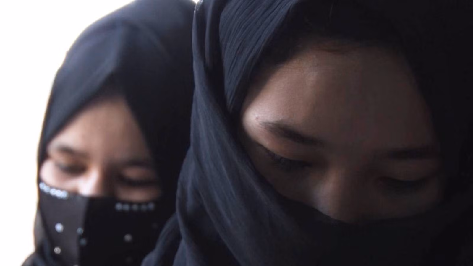 Những lớp học bí mật ở Afghanistan -0