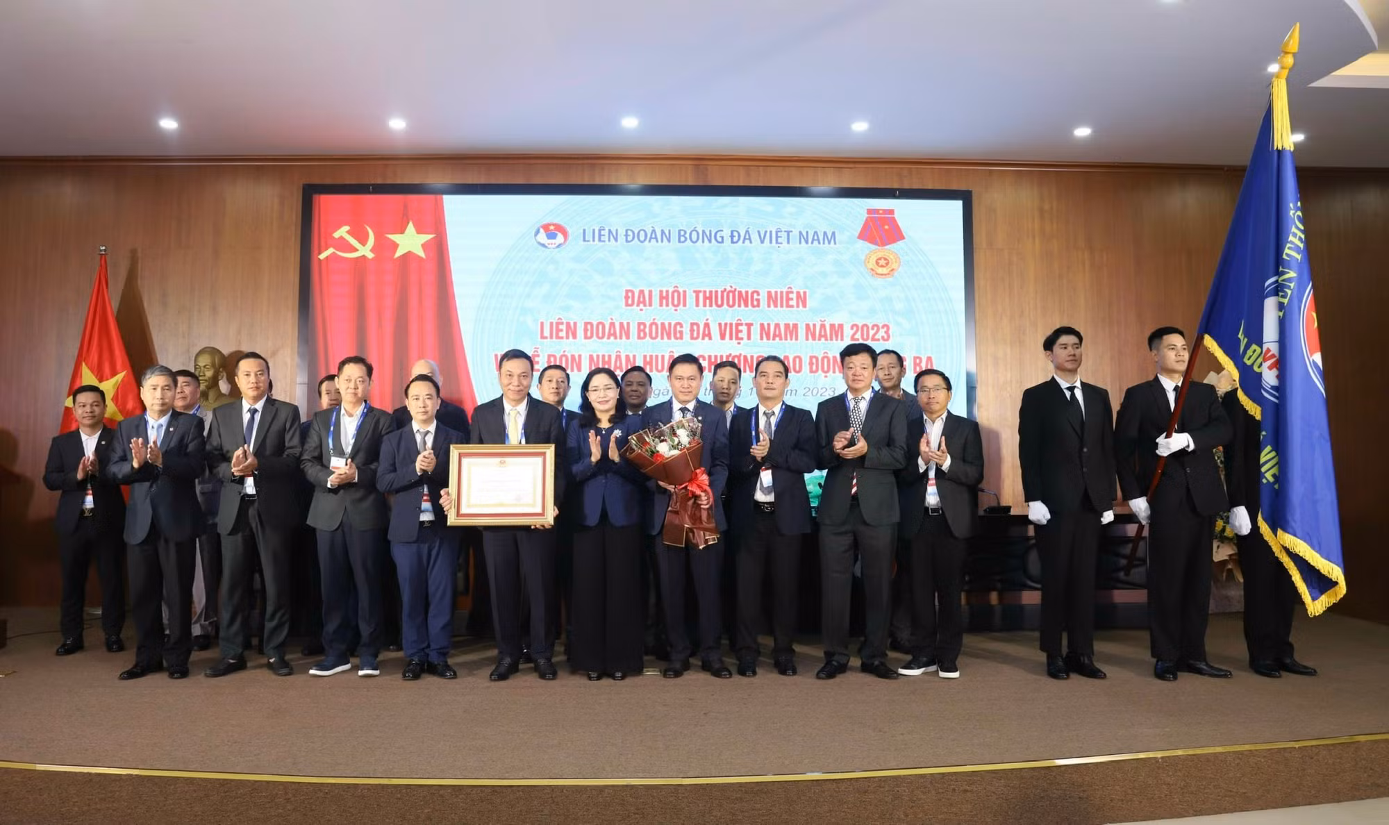 Tăng cường sử dụng&nbsp;VAR trong mùa giải bóng đá chuyên nghiệp 2023/2024 -0