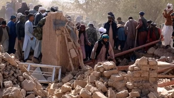 Người Afghanistan khốn cùng sau trận động đất kinh hoàng