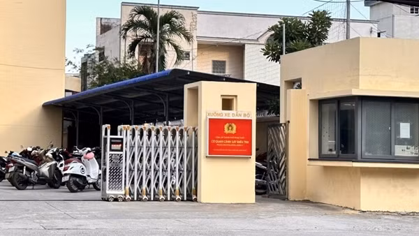 Vợ chồng chủ hụi mất liên lạc, hơn 40 người đến trình báo Công an
