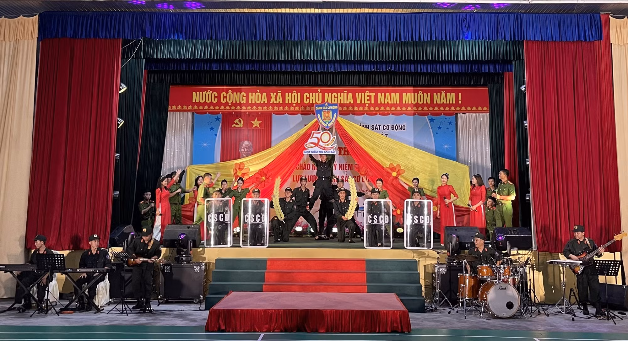 Sôi nổi Hội thao, Hội diễn nghệ thuật quần chúng Cụm thi đua số 7, Bộ Tư lệnh Cảnh sát cơ động -0
