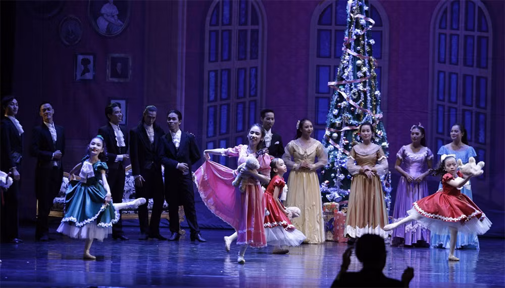 Vở ballet “Kẹp hạt dẻ” trở lại với khán giả -0