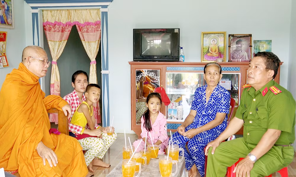 Vì bình yên của những phum, sóc -0