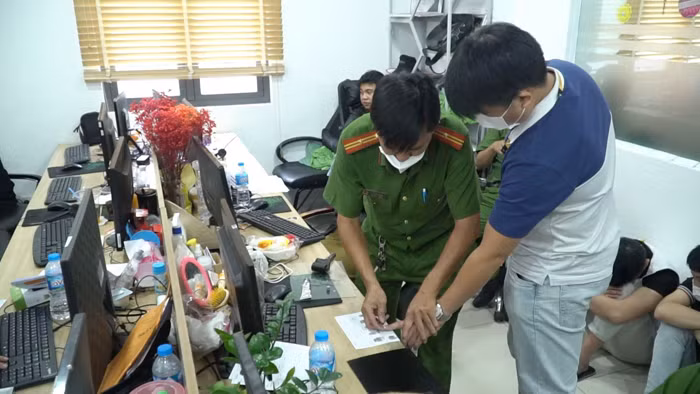 Biến tướng “tín dụng đen”thời công nghệ số -0