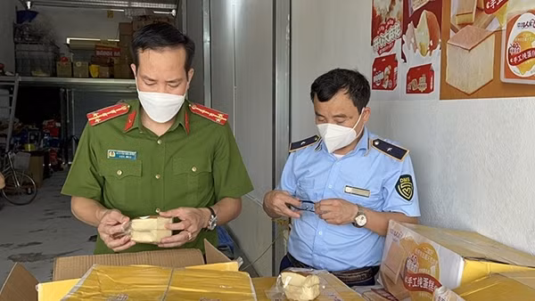 Ngăn chặn hàng hóa không rõ nguồn gốc, bảo đảm an toàn thực phẩm