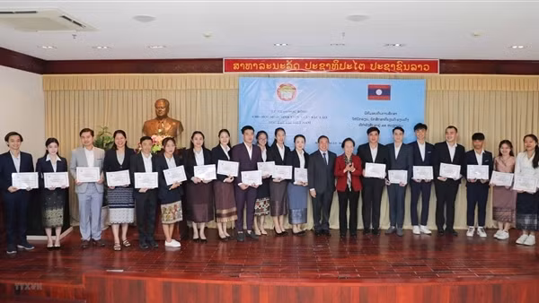 ttxvn_3011khuyenhoclao1-1669858969678.jpg