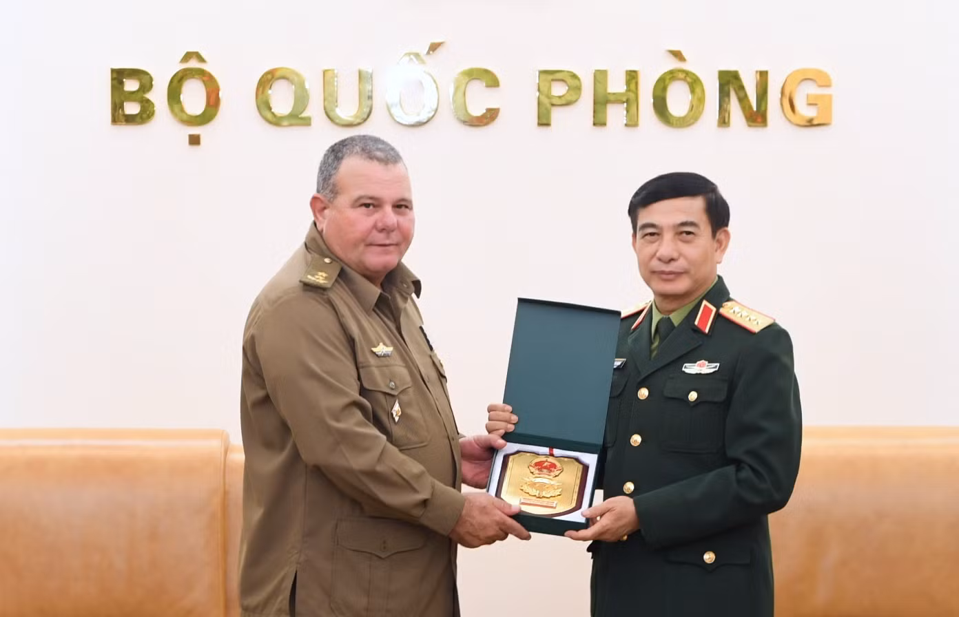 Thúc đẩy hợp tác quốc phòng Việt Nam-Cuba toàn diện, thiết thực hơn nữa -0