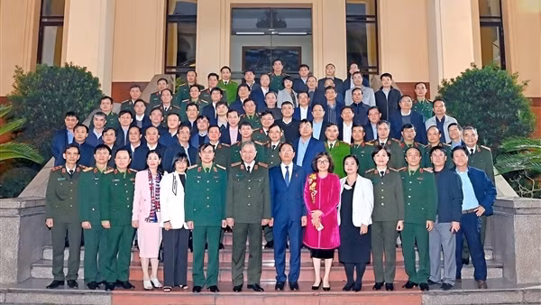 Bộ Công an gặp mặt học viên Lớp bồi dưỡng kiến thức Quốc phòng, An ninh
