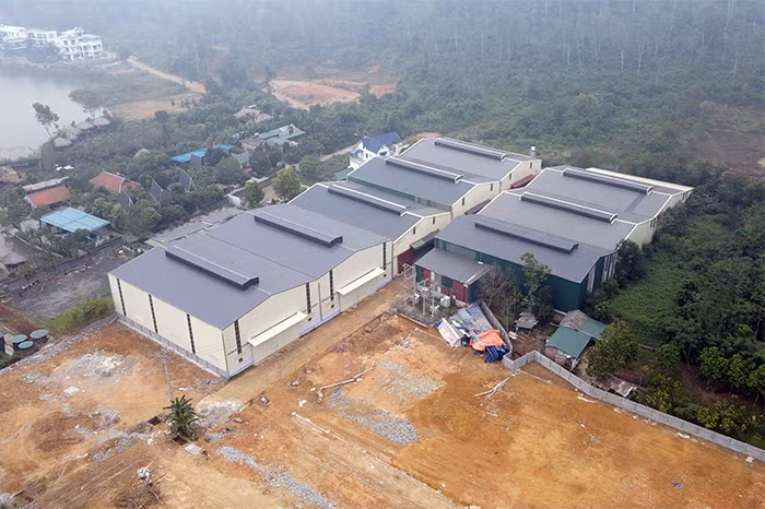 Ẩn họa từ những nhà xưởng xây dựng trái phép trên đất nông nghiệp (bài 3) -0