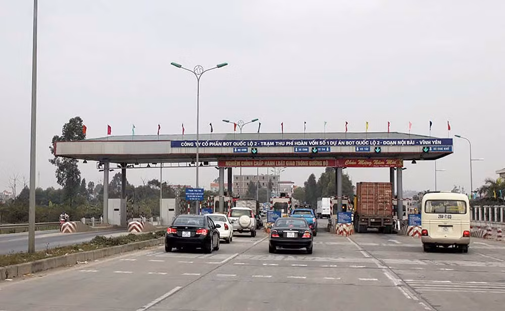 Tháo dỡ trạm BOT Nội Bài- Vĩnh Yên trước Tết Nguyên đán -0