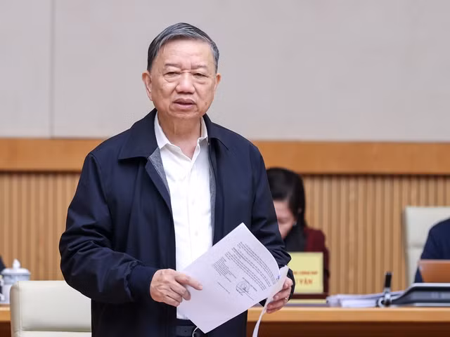Thủ tướng: Trách nhiệm của cơ quan nhà nước càng phải cao khi người dân, doanh nghiệp gặp khó khăn -0