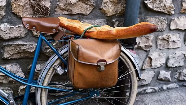 Một nước Pháp rất tình nhìn từ những chiếc bánh mì baguette
