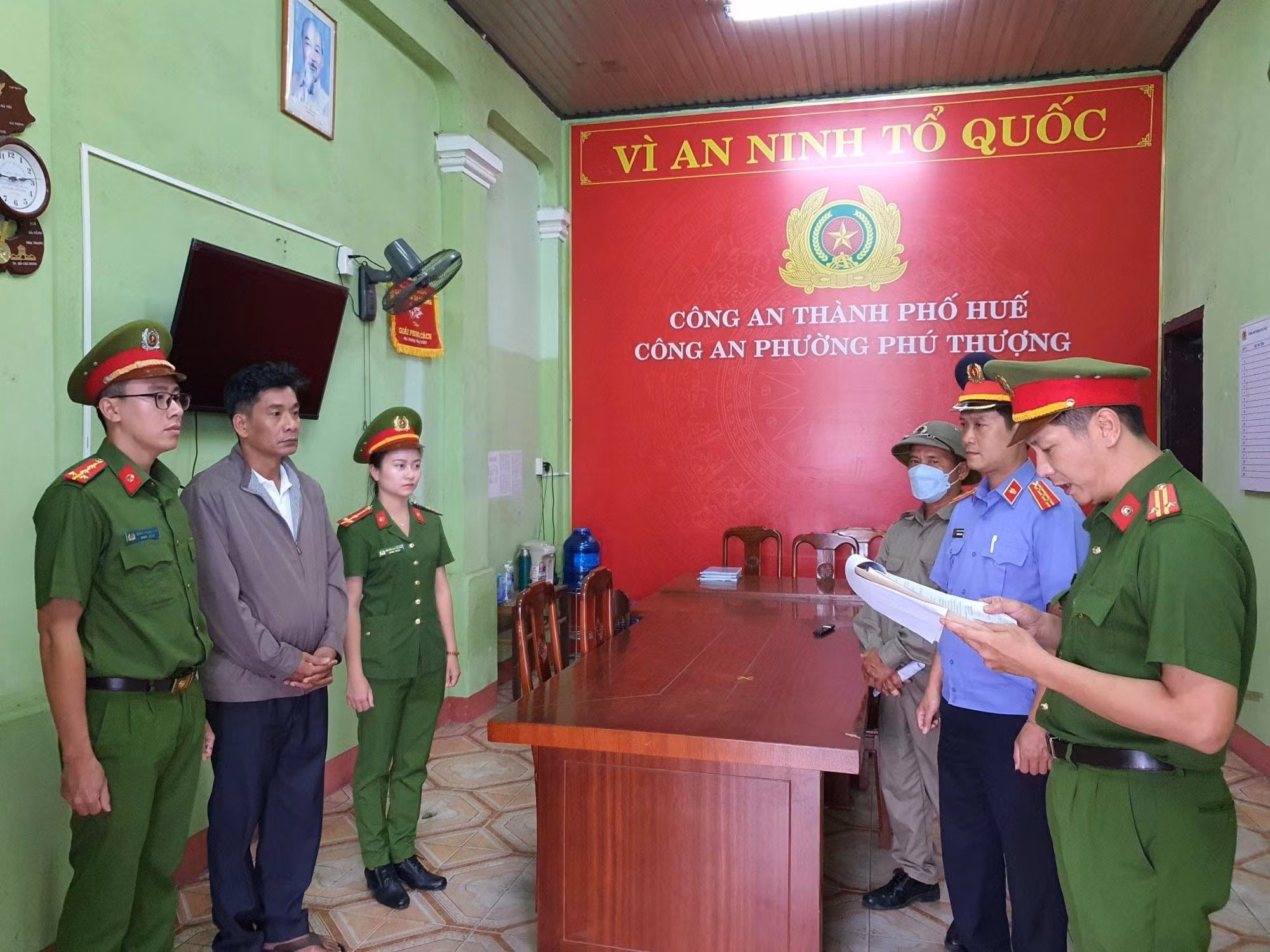 Vẫn còn nhiều người mắc bẫy chiêu lừa thuê xe tự lái rồi đem bán, cầm cố -0