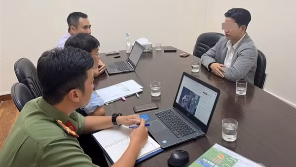 Cần có ý thức loại bỏ “rác” mạng xã hội