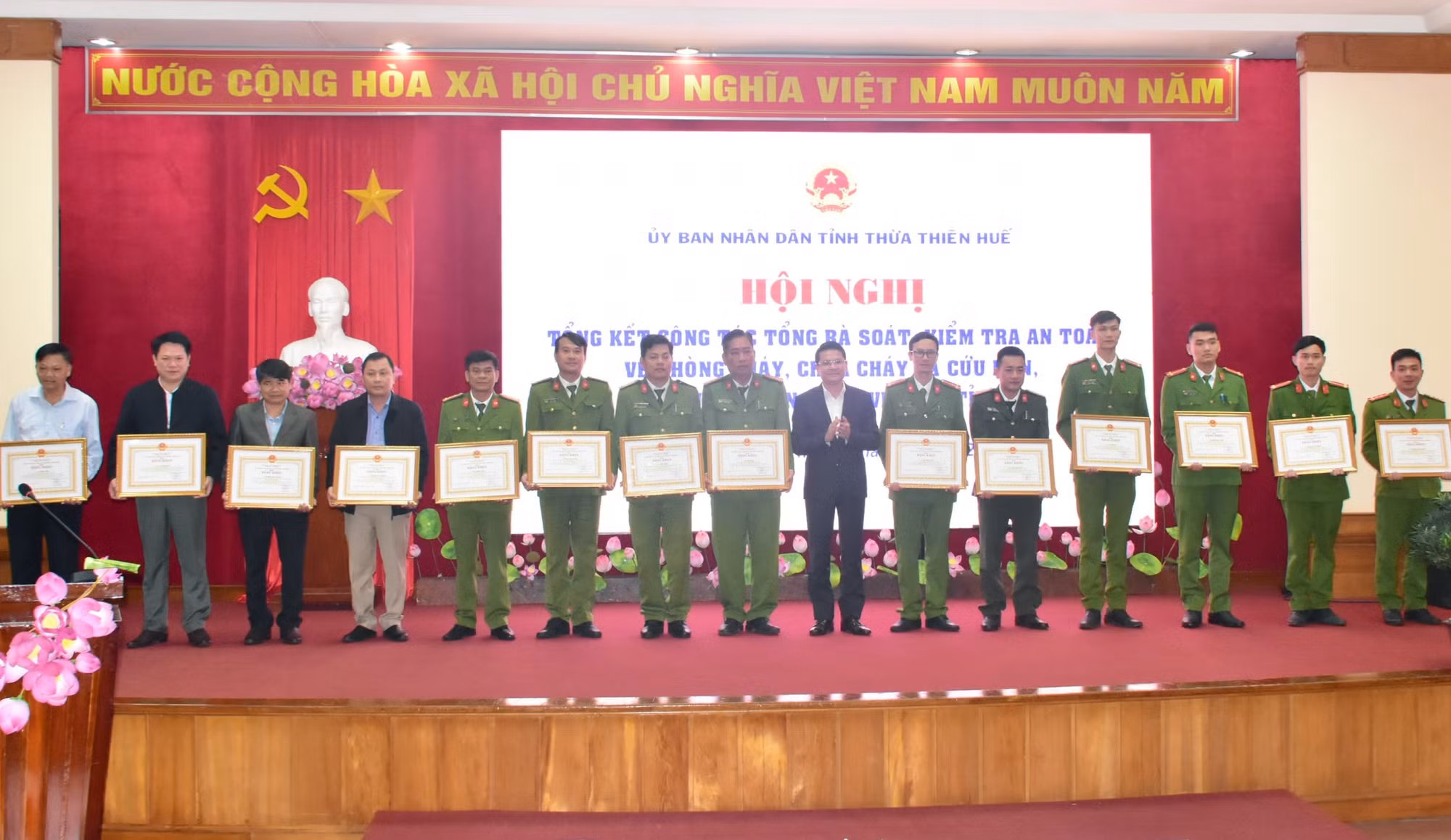 Thừa Thiên-Huế hoàn thành sớm tổng rà soát, kiểm tra an toàn PCCC và CNCH -0