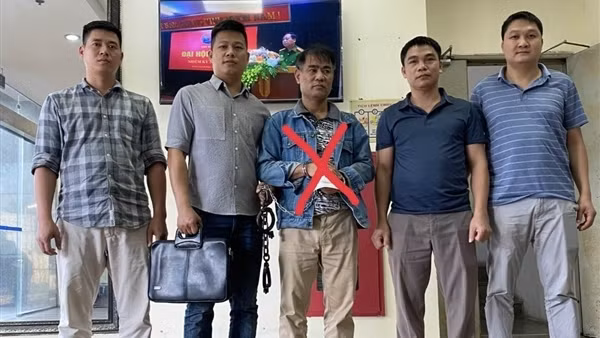 15 ngày, bắt và vận động đầu thú 11 đối tượng truy nã
