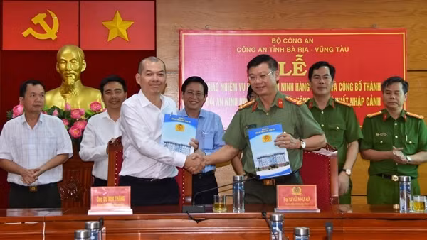 Công an tỉnh Bà Rịa-Vũng Tàu tiếp nhận nhiệm vụ bảo đảm an ninh tại sân bay Côn Đảo