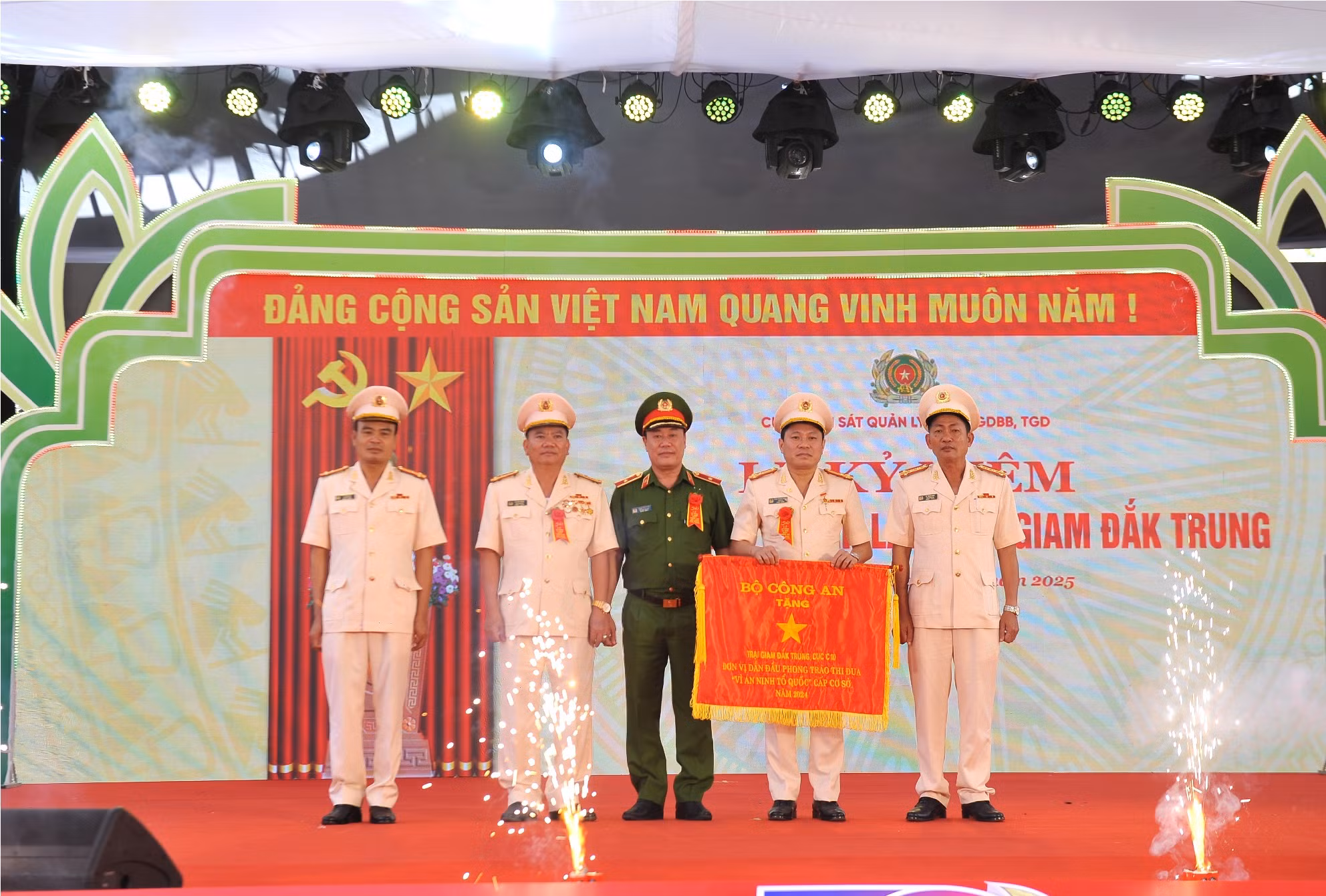 Trại giam Đắk Trung kỷ niệm 50 Ngày thành lập -0