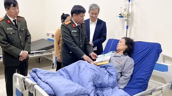 Công an tỉnh Sơn La khẩn trương khắc phục hậu quả vụ tai nạn đặc biệt nghiêm trọng tại QL6