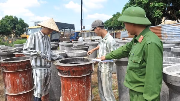 Trại giam Đắk Trung, tự hào truyền thống 50 năm xây dựng, chiến đấu, trưởng thành