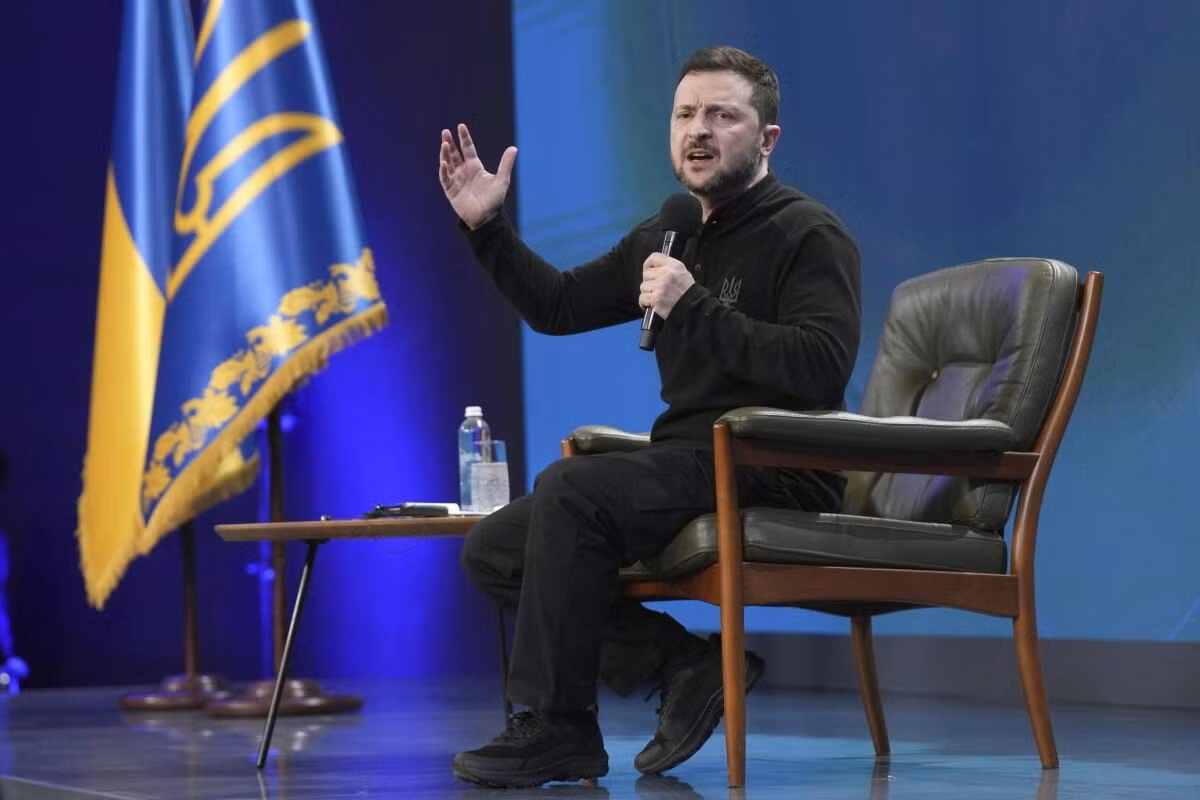 Tổng thống Ukraine Zelensky đề cập khả năng từ chức -0