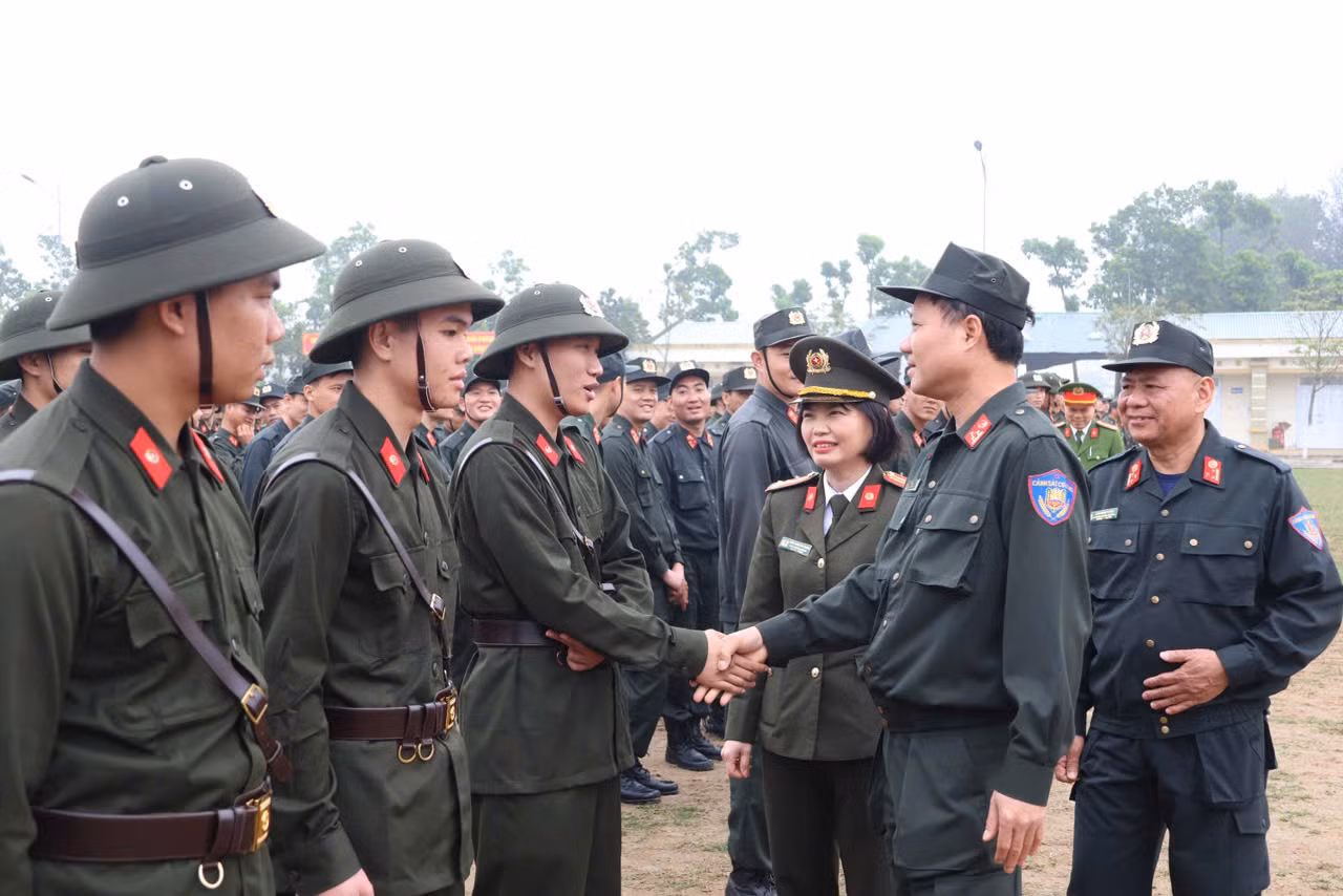 Khai giảng khoá huấn luyện 775 công dân thực hiện nghĩa vụ tham gia CAND -0