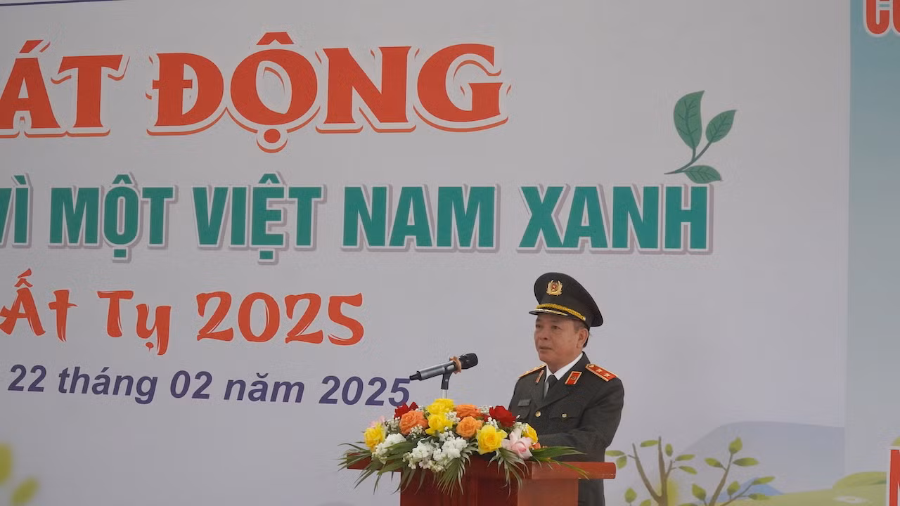 Lãnh đạo, cán bộ chiến sĩ các đơn vị phát động Tết trồng cây vì một Việt Nam xanh -0