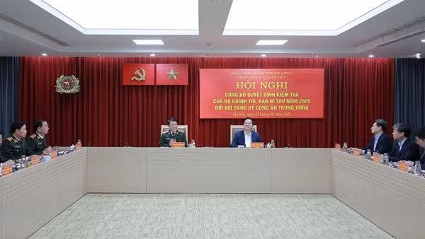 Công bố Quyết định kiểm tra của Bộ Chính trị, Ban Bí thư đối với Đảng ủy Công an Trung ương