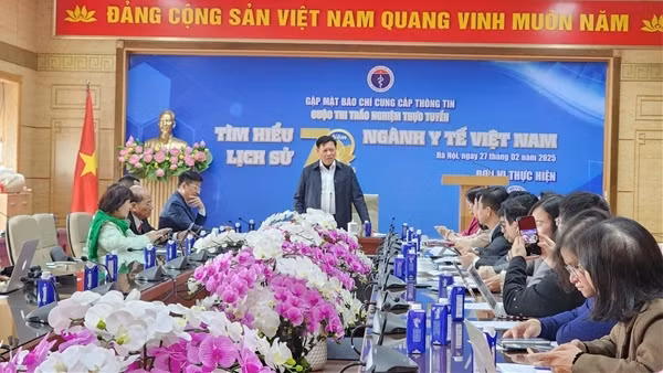 Thi trắc nghiệm trực tuyến tìm hiểu lịch sử 70 năm ngành y tế Việt Nam