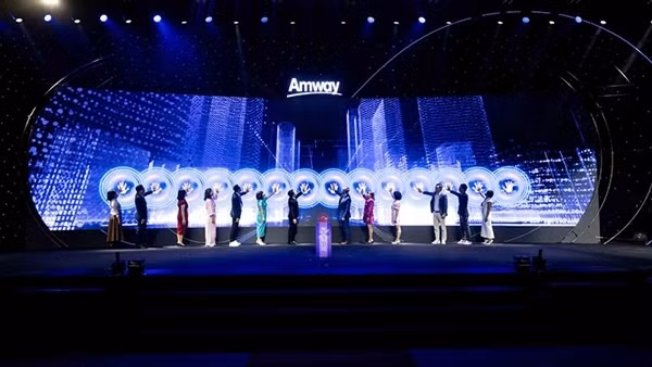 Amway Việt Nam ra mắt chiến lược "Sống khỏe mạnh, sống hạnh phúc" tại&nbsp;Amway Expo 2025