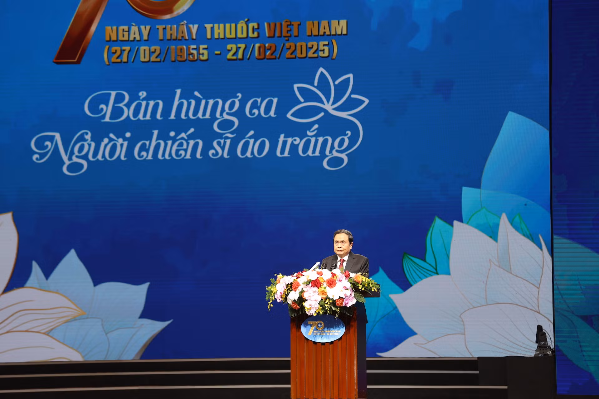 Xây dựng nền y tế Việt Nam khoa học, dân tộc và đại chúng -0