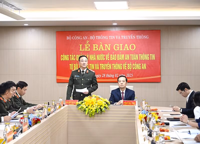 Bàn giao nhiệm vụ bảo đảm an toàn thông tin mạng từ Bộ Thông tin và Truyền thông về Bộ Công an -0