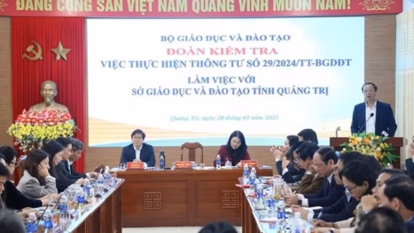 Đề xuất chế tài phù hợp với các vi phạm về dạy thêm, học thêm