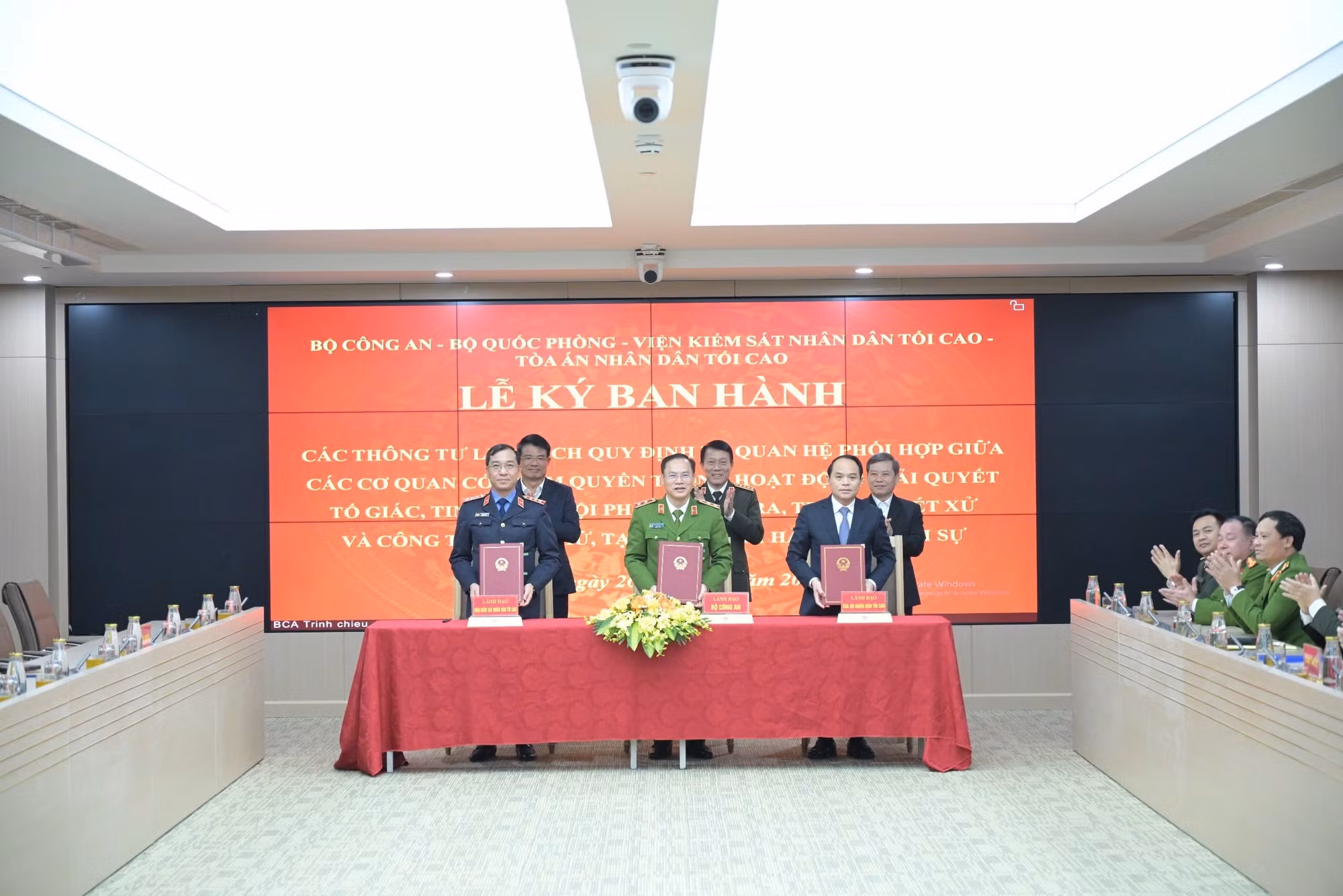 Ban hành các thông tư liên tịch quy định về quan hệ phối hợp giữa các cơ quan có thẩm quyền trong hoạt động tố tụng hình sự -0