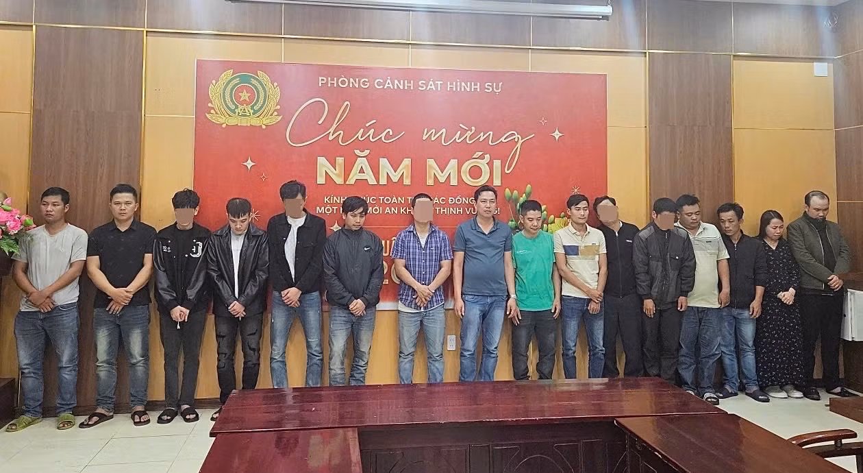 Triệt phá đường dây đánh bạc qua mạng xuyên quốc gia -0
